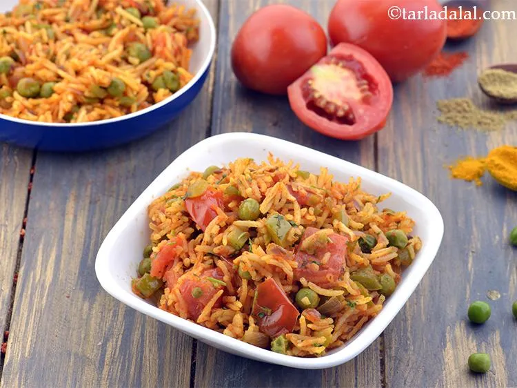 Step 14 – Serve&nbsp;<strong>tomato pulao | tomato bath | tomato rice | restaurant style tomato pulao&nbsp;|&nbsp;</strong>hot. Relish it …