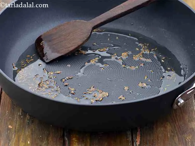 Step 4 – To make&nbsp;<strong>tomato pulao recipe | tomato bath | tomato rice | restaurant style tomato pulao&nbsp;|&nbsp;</strong>heat …