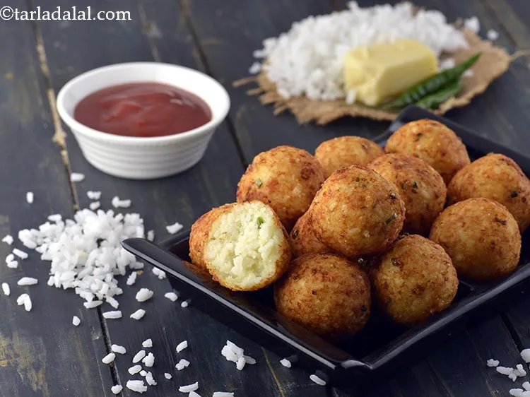 Step 15 – Serve the <strong>rice and cheese balls</strong> immediately with tomato ketchup.