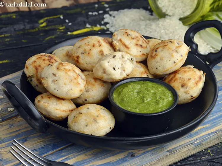 Step 32 – Serve&nbsp;<strong>rice appe | paniyaram | South Indian rice appe |</strong><strong>&nbsp;</strong>immediately with sambhar and green chutney …