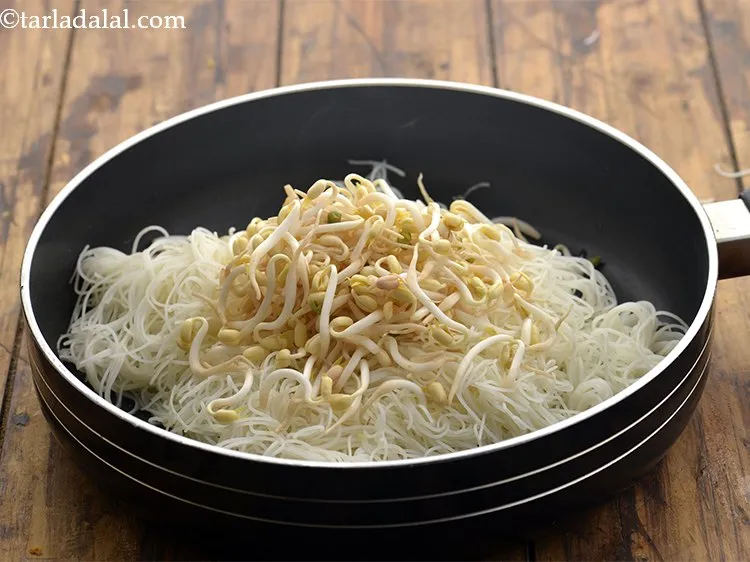 Step 13 – Add bean sprouts.