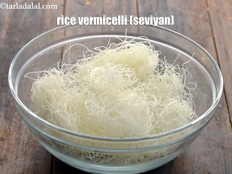 स्टेप 36 – आप चावल की सेंवई का भी उपयोग कर सकते हैं।&nbsp;