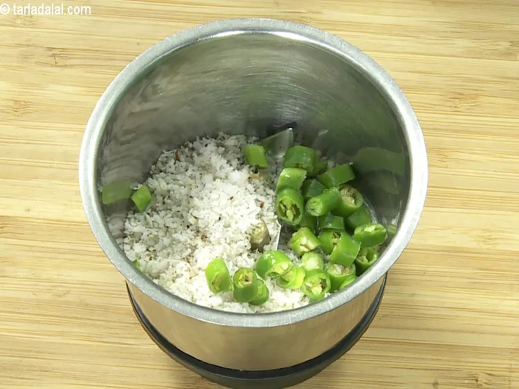 Step 3 – Add&nbsp;1 tbsp&nbsp;roughly&nbsp;<a href="https://tarladalal.com/glossary-chopped-green-chilli-820i">chopped green chillies</a>.