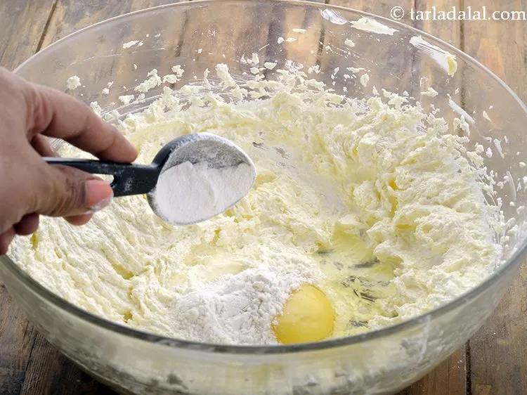 Step 18 – Also, add 1 tbsp of the sifted flour mixture.