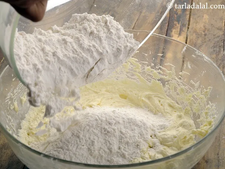 Step 22 – Add the remaining flour.