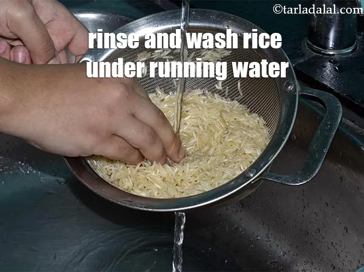 Step 3 – For the <strong>capsicum paneer pulao recipe | Indian paneer capsicum rice | paneer capsicum pulao …