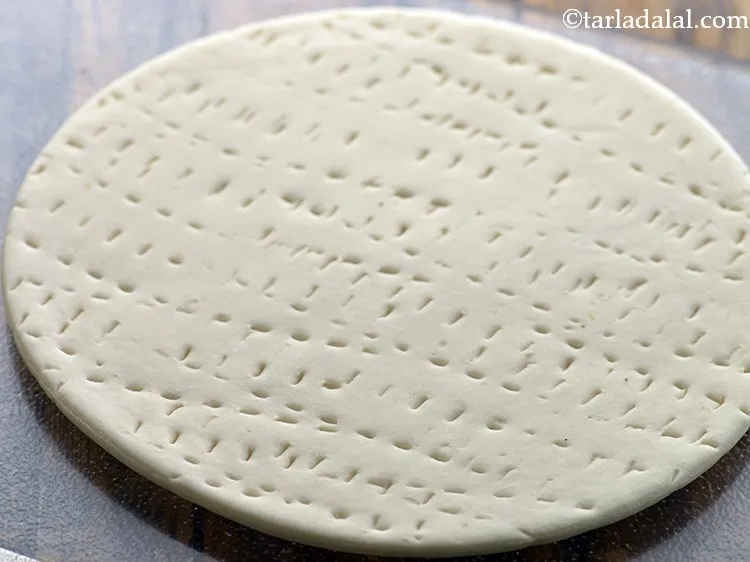 Step 27 – <strong>To make roasted bell pepper and cheese pizza recipe | pizza with roasted pepper and …