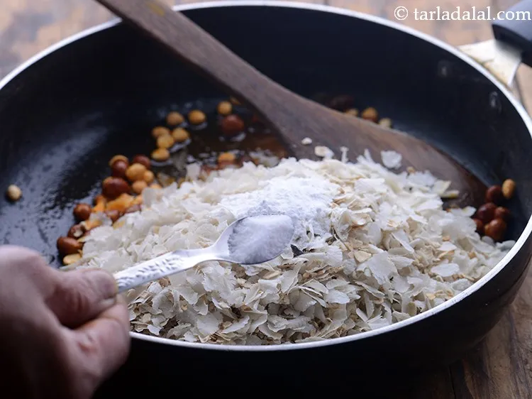 स्टेप 18 – नमक डालें।