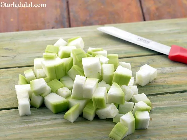 Step 3 – Cucumber can be replaced with roughly chopped bottle gourd (doodhi / lauki).&nbsp;