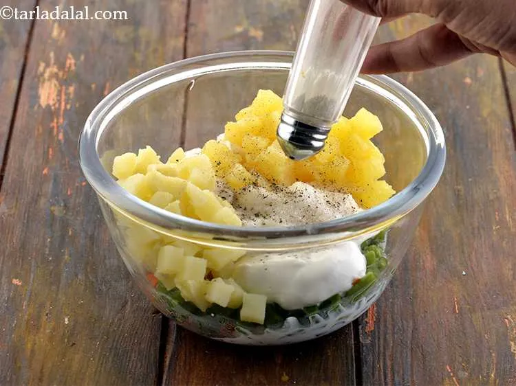 Step 9 – Finally, add the freshly ground black pepper to taste.