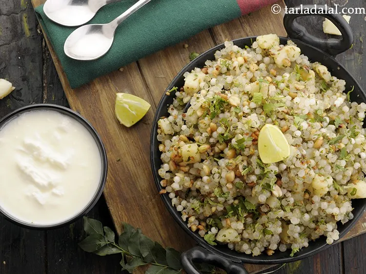 स्टेप 19 – <strong>माइक्रोवेव&nbsp;</strong><strong>में&nbsp;</strong><strong>साबूदाना&nbsp;</strong><strong>खिचड़ी&nbsp;|&nbsp;</strong><strong>साबूदाने&nbsp;</strong><strong>की&nbsp;</strong><strong>खिचड़ी&nbsp;</strong><strong>माइक्रोवेव&nbsp;</strong><strong>में&nbsp;|&nbsp;</strong><strong>महाराष्ट्रीयन&nbsp;</strong><strong>साबूदाना&nbsp;</strong><strong>खिचड़ी&nbsp;| microwave sabudana khichdi in Hindi |</strong>&nbsp;को दही के साथ …