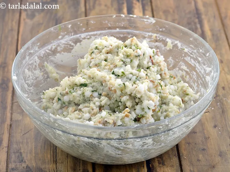 Step 38 – The mixture for <strong>sabudana thalipeeth recipe | upvas thalipeeth | sago thalipeeth for vrat | …