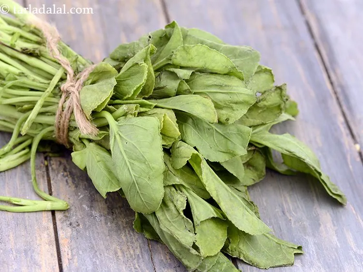 Step 2 – To make <strong>sai bhaji recipe | how to make Sindhi sai bhaji | spinach and …