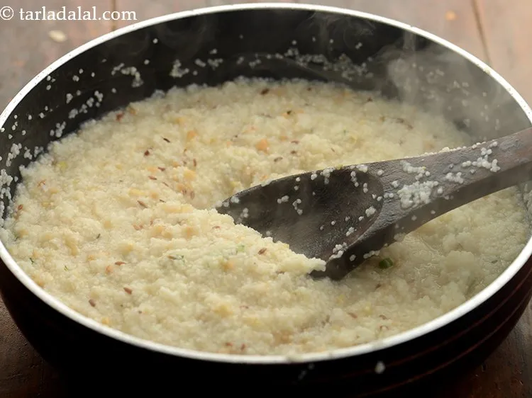 Step 10 – Mix &nbsp;<strong>samo khichdi |&nbsp;moraiya khichdi&nbsp;|&nbsp;bhagar khichdi | farali khichdi | sanwa khichdi |&nbsp;</strong>well, cover with …