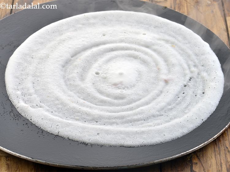 स्टेप 21 – फैलाकर २०० मि। मी। (८&rdquo;) व्यास का गोला बना लें।