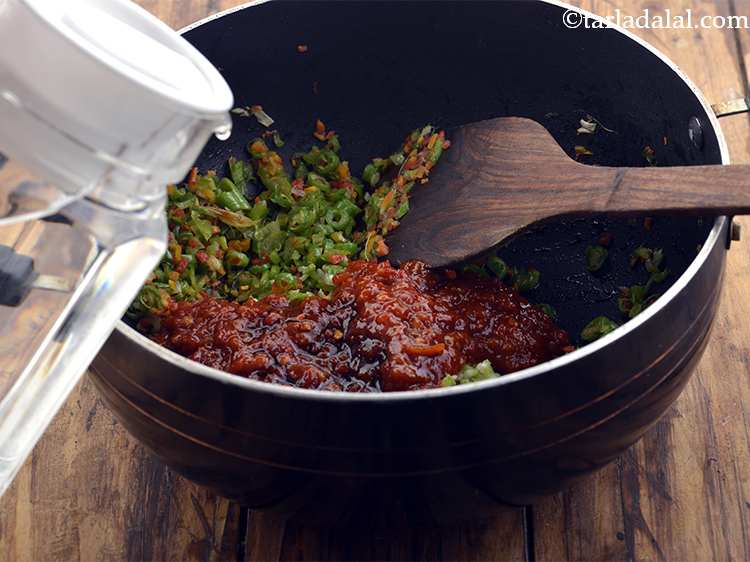 Step 24 – Add the vinegar and 2 tbsp of water.