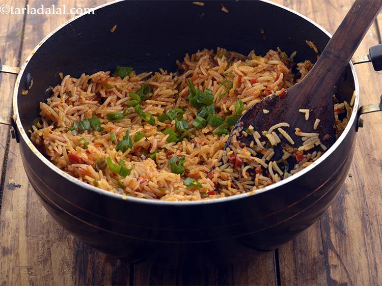 Step 29 – Serve&nbsp;<strong>Schezwan fried rice | Indian style&nbsp;Schezwan fried rice&nbsp;| Veg Schezuan fried rice |</strong>&nbsp;immediately garnished with …