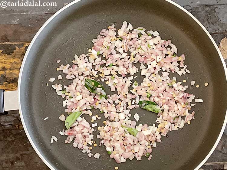 Step 12 – Saut&eacute; on medium flame for 2 minutes.