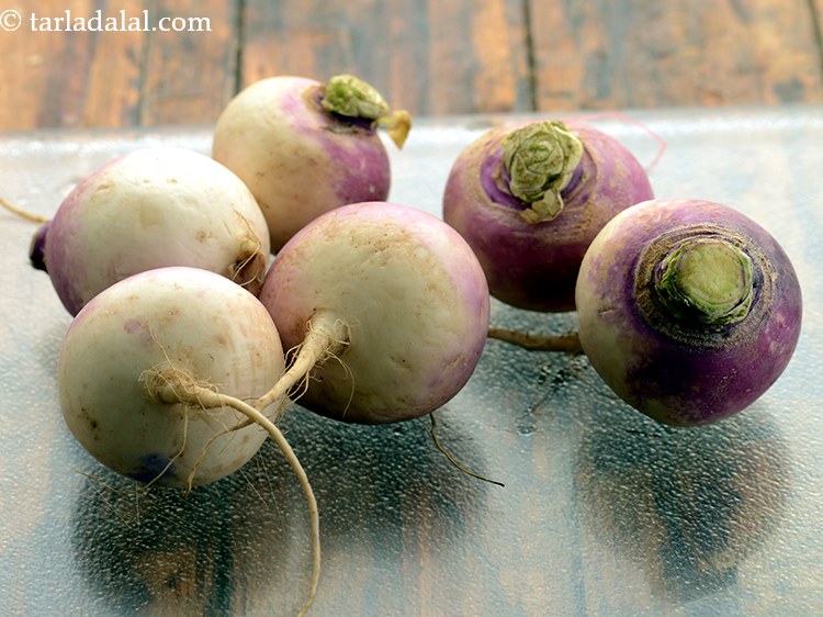 स्टेप 1 – शलगम या शलजम सर्दियों की एक लोकप्रिय सब्जी है, इसलिए …