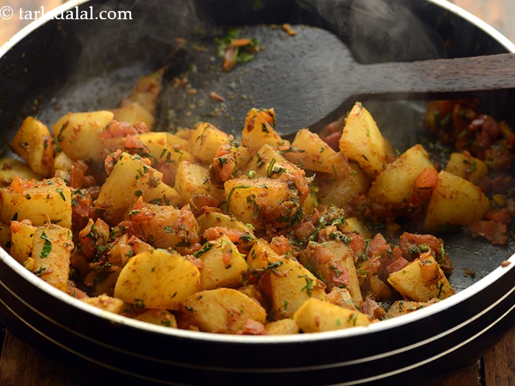 स्टेप 19 – अच्छी तरह मिलाएँ और मध्यम आँच पर २ मिनट के …