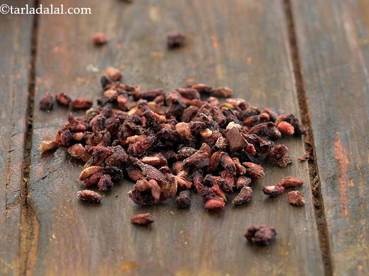 Step 2 – To make the dough for the&nbsp;<strong>Sindhi koki recipe | healthy Sindhi roti | traditional Sindhi …