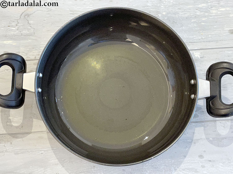 Step 2 – To make&nbsp;<strong>singhada halwa, sheera recipe&nbsp;|&nbsp;farali singhare atte ka halwa&nbsp;|&nbsp;vrat, fasting sheera&nbsp;|&nbsp;water chestnut flour halwa&nbsp;|</strong>&nbsp;&nbsp;heat&nbsp;the ghee …