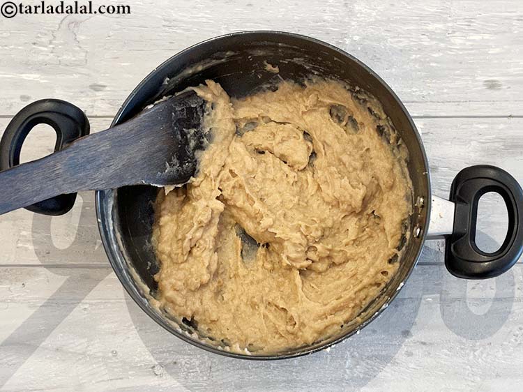 Step 7 – Cook on a slow flame for another 4 minutes or till all the water has …