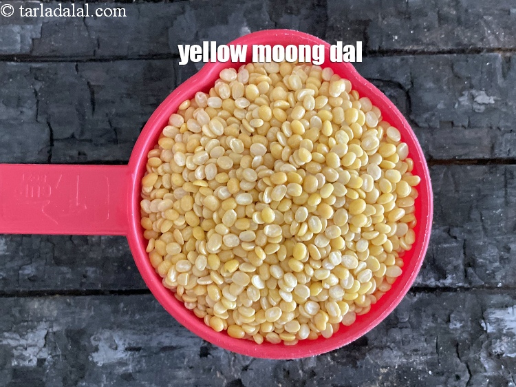 Step 3 – This is what yellow moong dal looks like.&nbsp;Yellow moong dal refers to moong beans that …