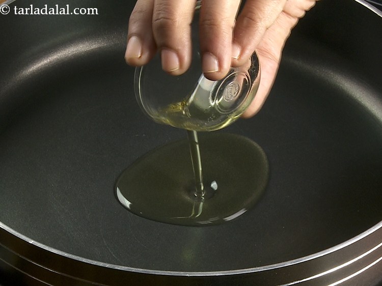 Step 10 – To make&nbsp;<strong>veg soba noodles recipe | Indian style soba noodles |&nbsp;eggless veg buckwheat noodles&nbsp;|&nbsp;</strong>&nbsp;heat the …