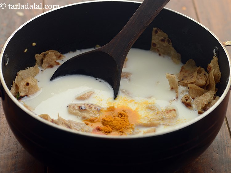 Step 7 – Add turmeric powder.