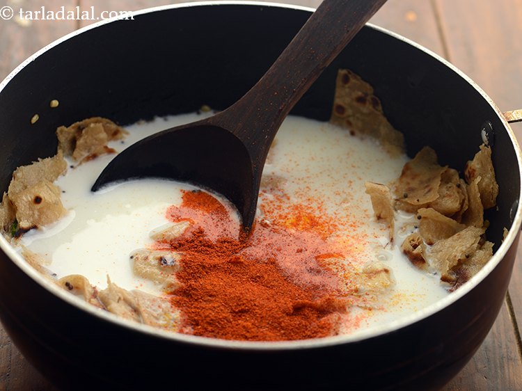 Step 8 – Add chilli powder.