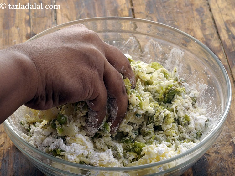 Step 24 – Combine all the ingredients in a deep bowl, mix well and keep aside.
