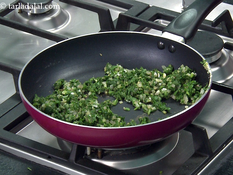 Step 25 – Mix well and cook on a medium flame for 30 seconds, while stirring continuously.