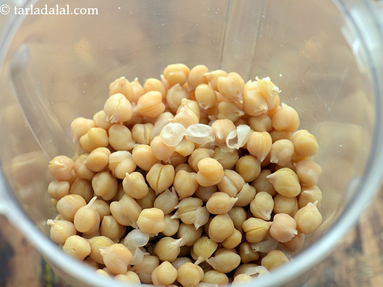 Step 10 – Add kabuli chana.