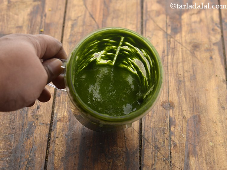 Step 21 – Blend till really smooth. No pieces of paneer of spinach should remain behind as that …