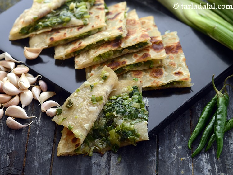 Step 24 – <div> Repeat steps 3 to 12 to make 3 more parathas. Serve immediately.</div>