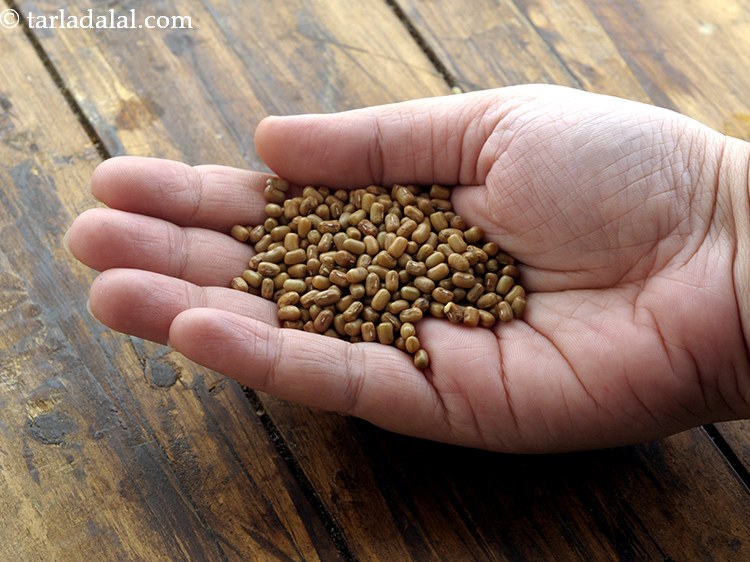 Step 2 – For&nbsp;<strong>how to sprout matki</strong><strong>&nbsp;</strong>&nbsp;first choose good quality of moath beans. Inspect the beans to ensure …