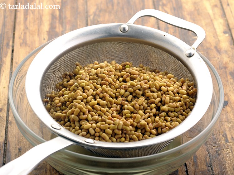 Step 9 – After 6 hours, drain the water again and discard it.