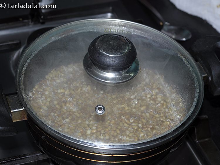 Step 27 – <p>Cover with a lid and cook on a medium flame for approximately 15 minutes. After …