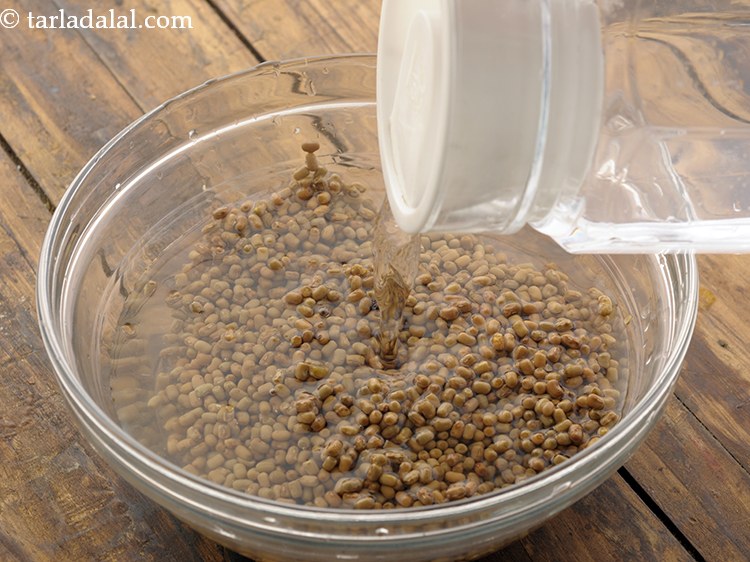 Step 2 – Combine 1/3 cup matki and enough water in a deep bowl.