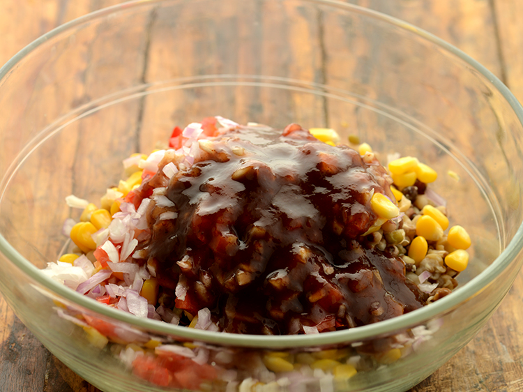 Step 6 – Add meetha chutney. We have used homemade meetha chutney, you can make it in advance …