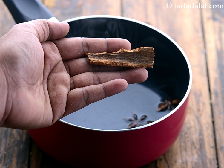 Step 4 – Add cinnamon to it.