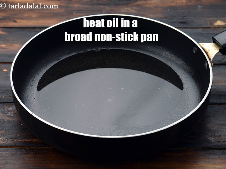 Step 16 – To make <strong>Schezwan noodles recipe | easy Indian style Schezuan noodles | Chinese veg Schezwan …