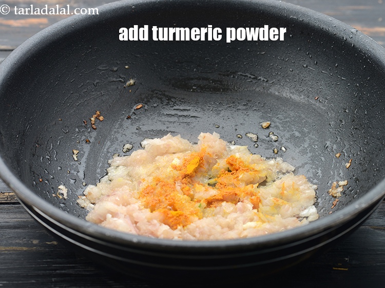 Step 31 – Add 1/4 tsp&nbsp;<a href="https://www.tarladalal.com/glossary-turmeric-powder-haldi-645i">turmeric powder (haldi)</a>.&nbsp;