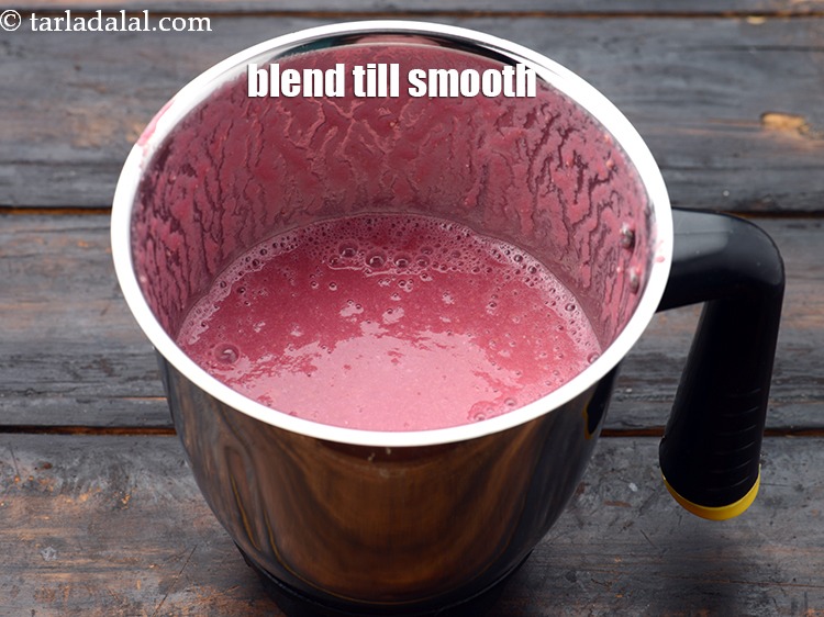 Step 4 – Close the lid and blend till smooth.&nbsp;