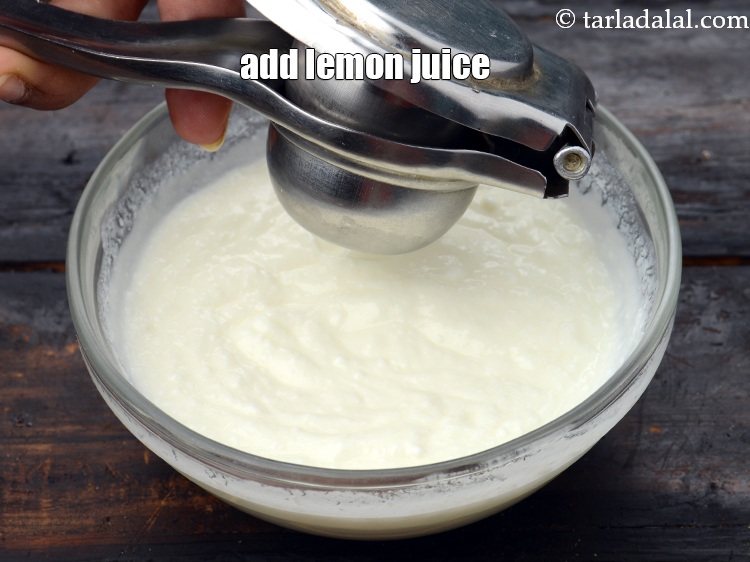 Step 8 – Add 2 tsp&nbsp;<a href="https://www.tarladalal.com/glossary-lemon-nimbu-428i">lemon</a>&nbsp;juice.&nbsp;