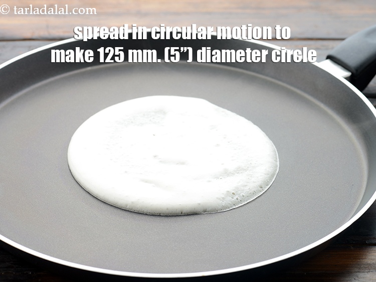 Step 23 – Spread it in a circular motion to make a 125 mm. (5&rdquo;) diameter circle.&nbsp;