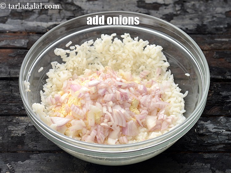 Step 6 – Add 1/4 cup&nbsp;<a href="https://www.tarladalal.com/glossary-chopped-onions-722i">chopped onions</a>.&nbsp;