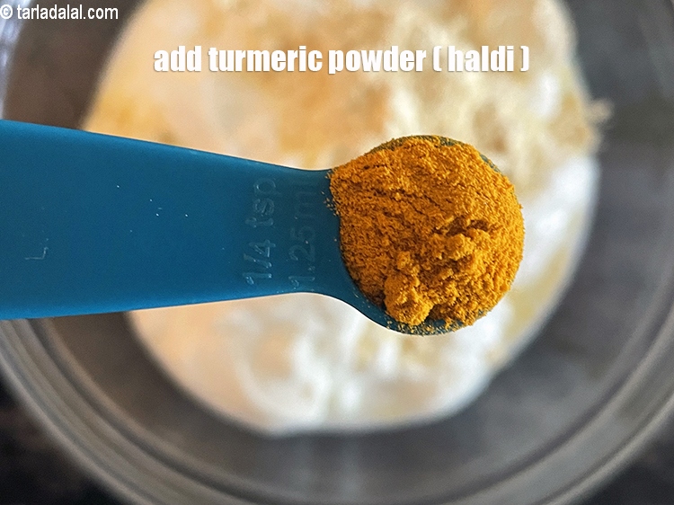 Step 20 – Add&nbsp;<meta charset="UTF-8" />1/4 tsp&nbsp;<a href="glossary-turmeric-powder-haldi-645i">turmeric powder (haldi)</a>.