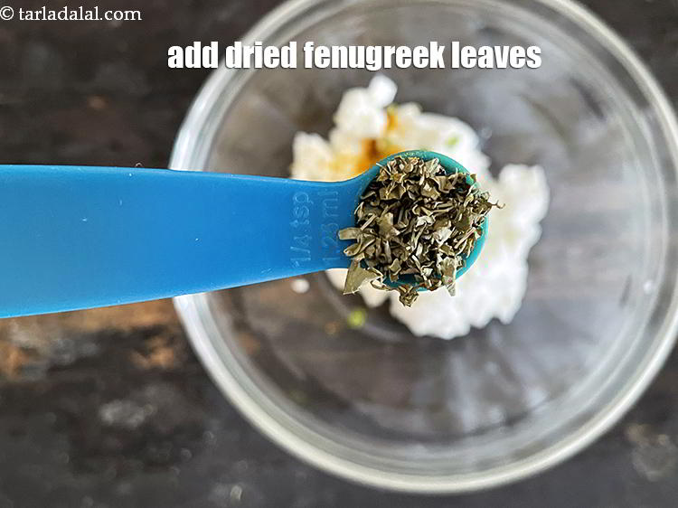 Step 22 – Add&nbsp;<meta charset="UTF-8" />1/4 tsp&nbsp;<a href="glossary-dried-fenugreek-leaves-kasuri-methi-374i">dried fenugreek leaves (kasuri methi)</a>.
